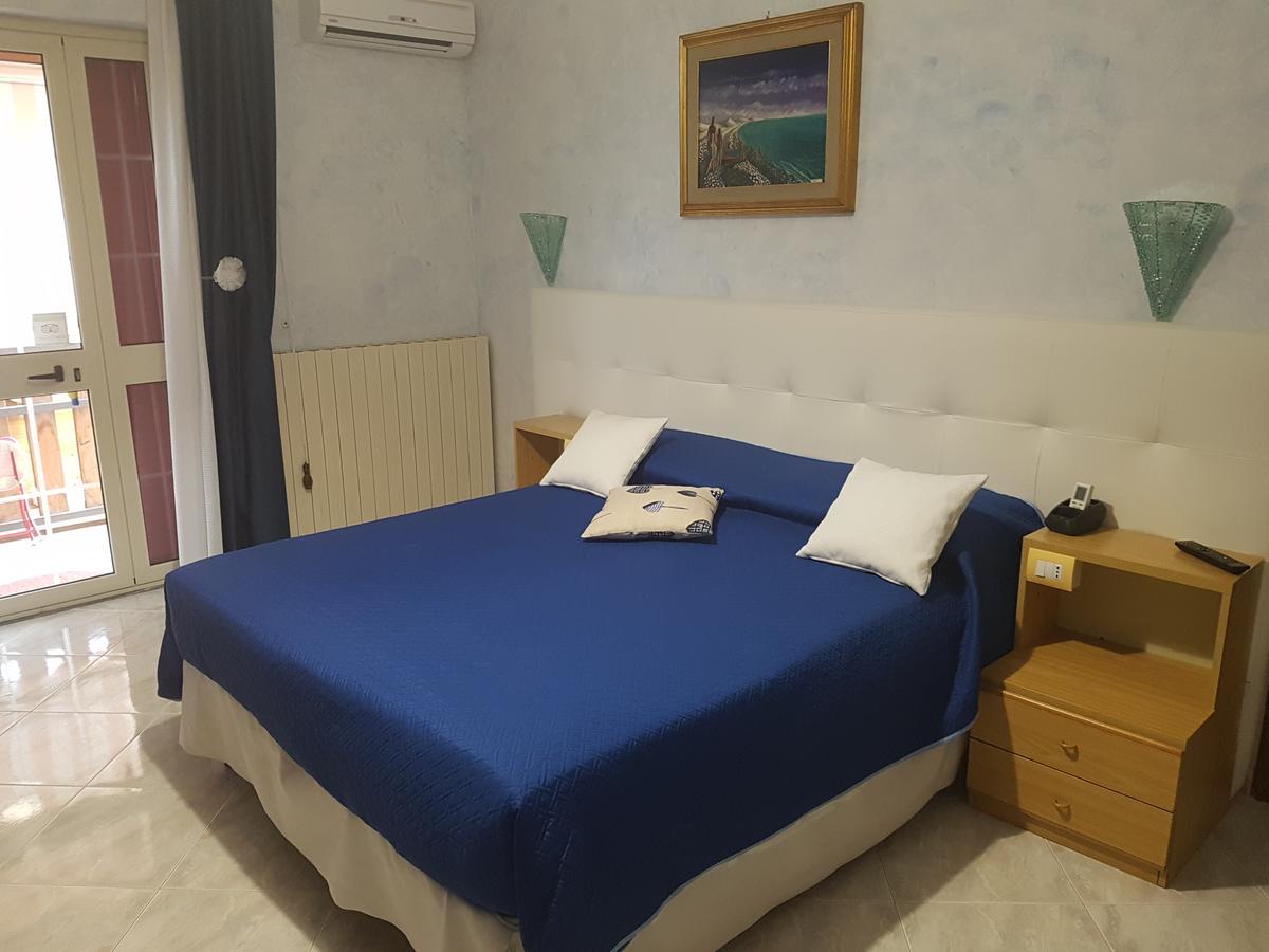 Il Laghetto Bed and Breakfast Castrovillari Buitenkant foto